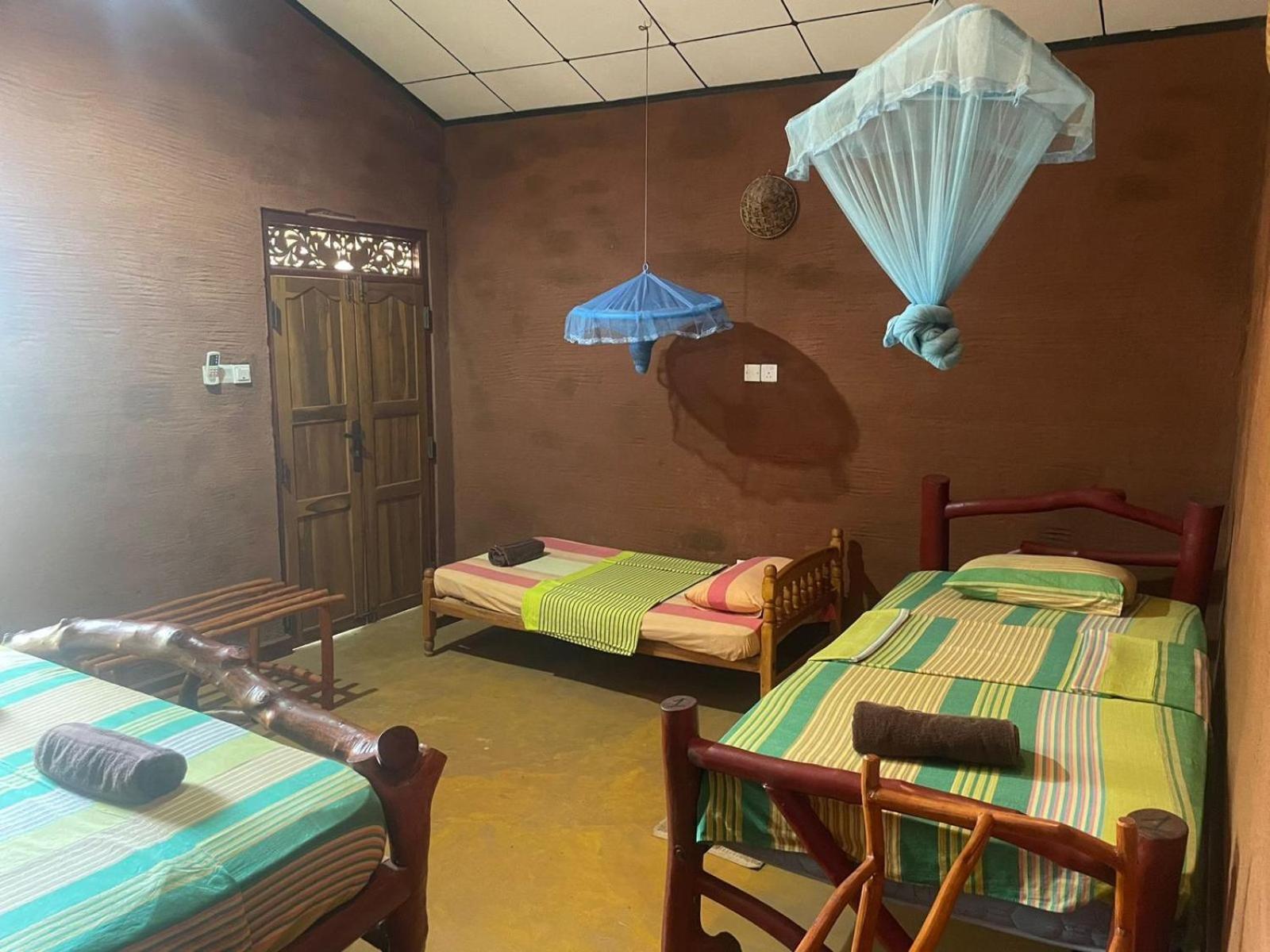 Yala Peace Cottages Tissamaharama Exterior photo