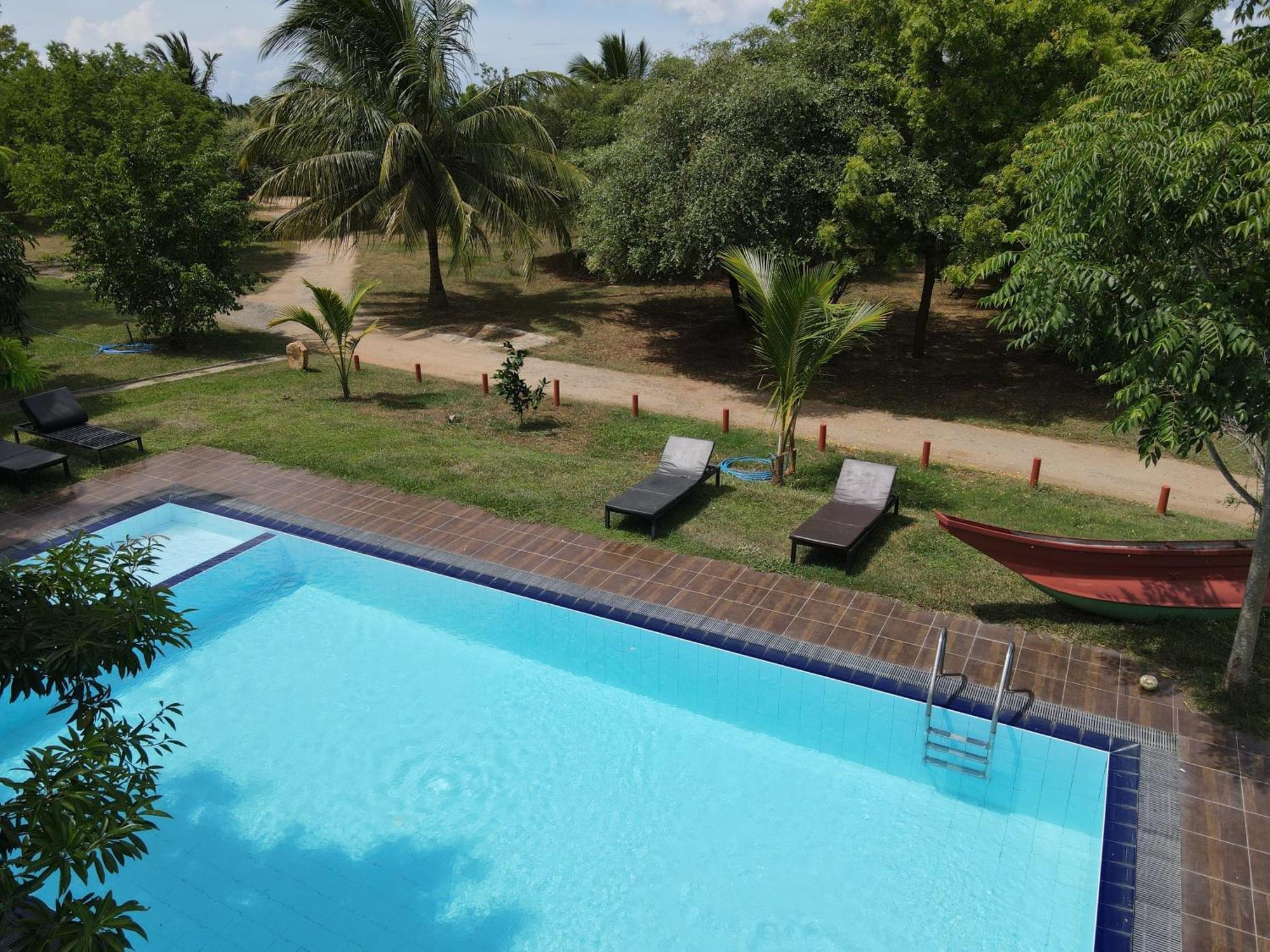 Yala Peace Cottages Tissamaharama Exterior photo
